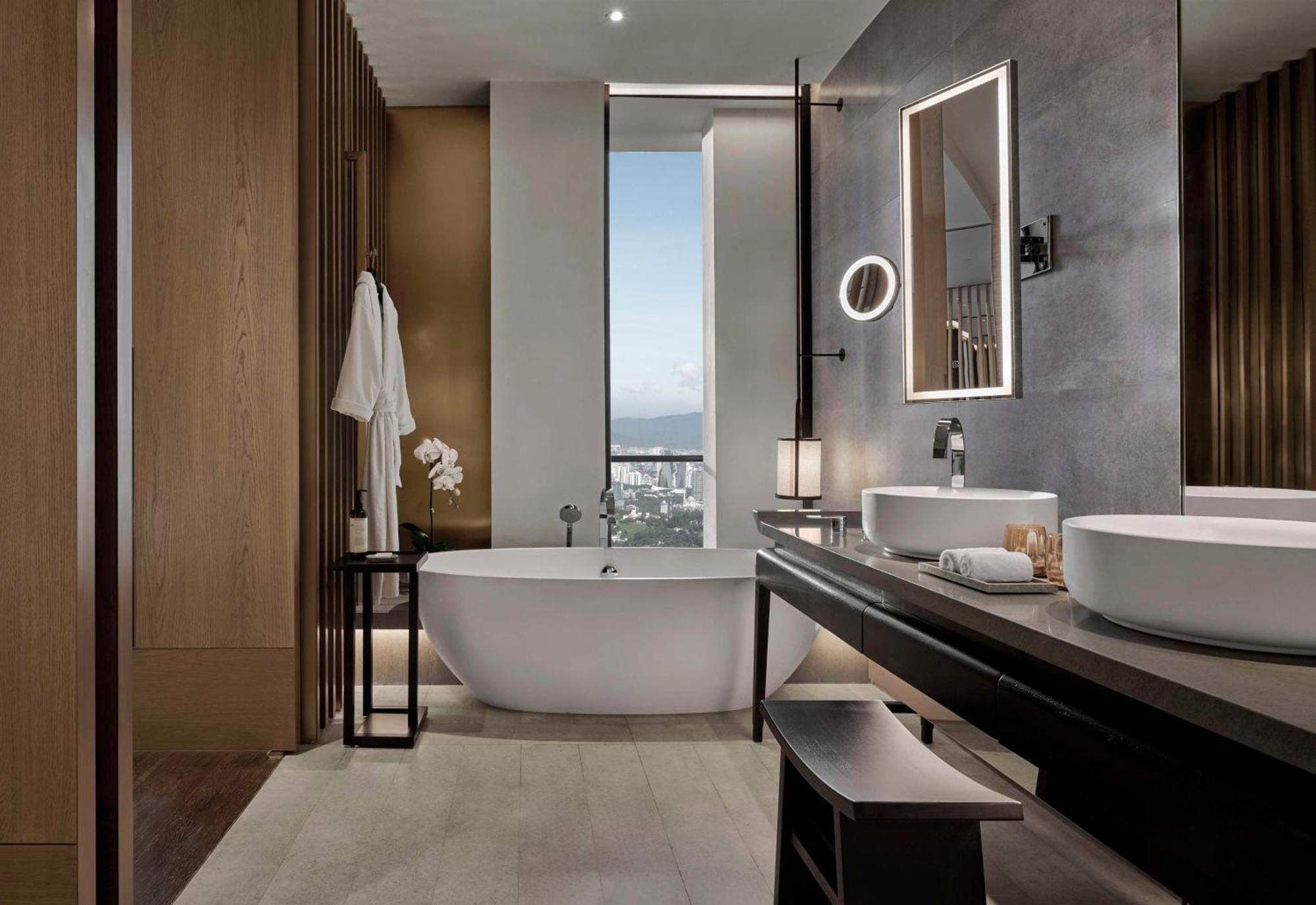 Отель Park Hyatt Куала-Лумпур Экстерьер фото